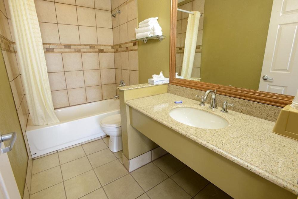 Burlington Inn Bagian luar foto