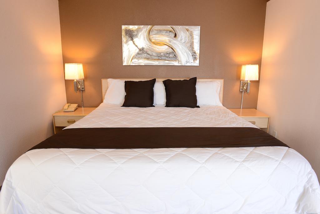 Burlington Inn Bagian luar foto